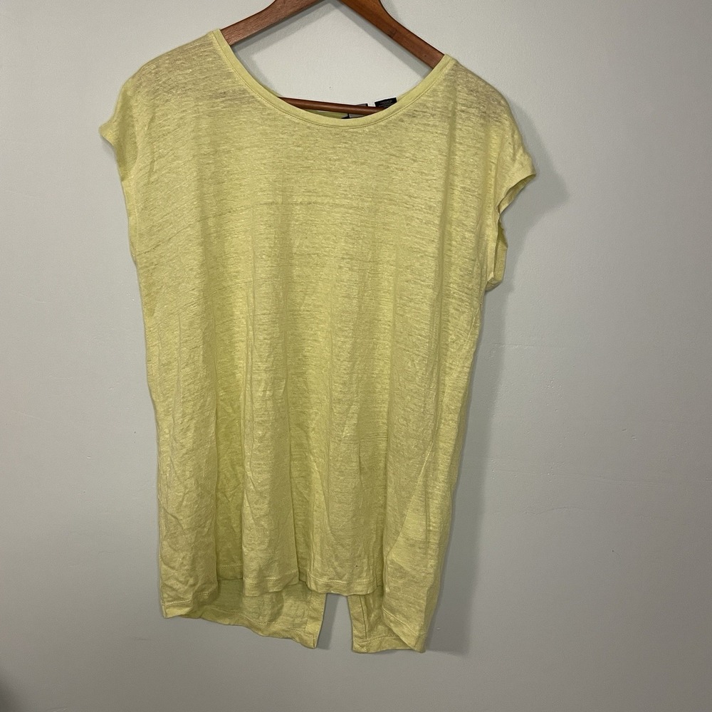 Tahari 100% Linen Top Sz L Yellow Green Round Neck Short Sleeve Back Buttons